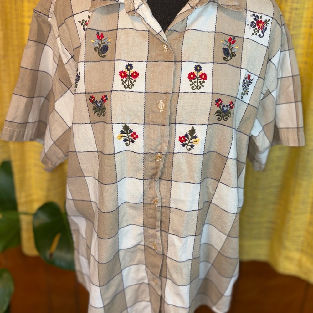 Vintage 1X Cottage Core Floral Embroidered Cotton Shirt